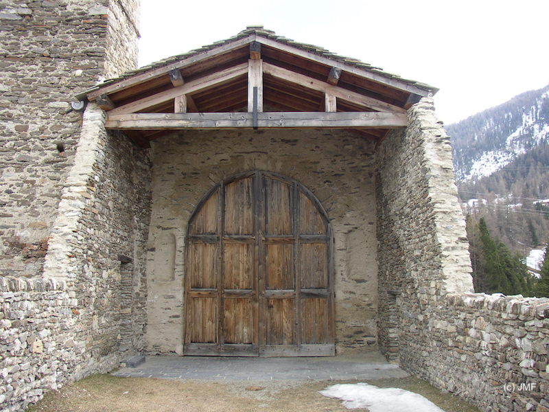 Eglise de Saint-Pierre d'Extravache